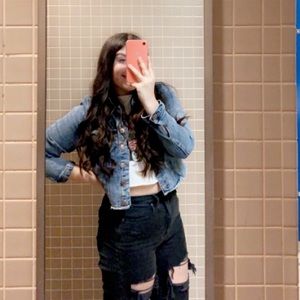 Meet your Posher, Jennifer